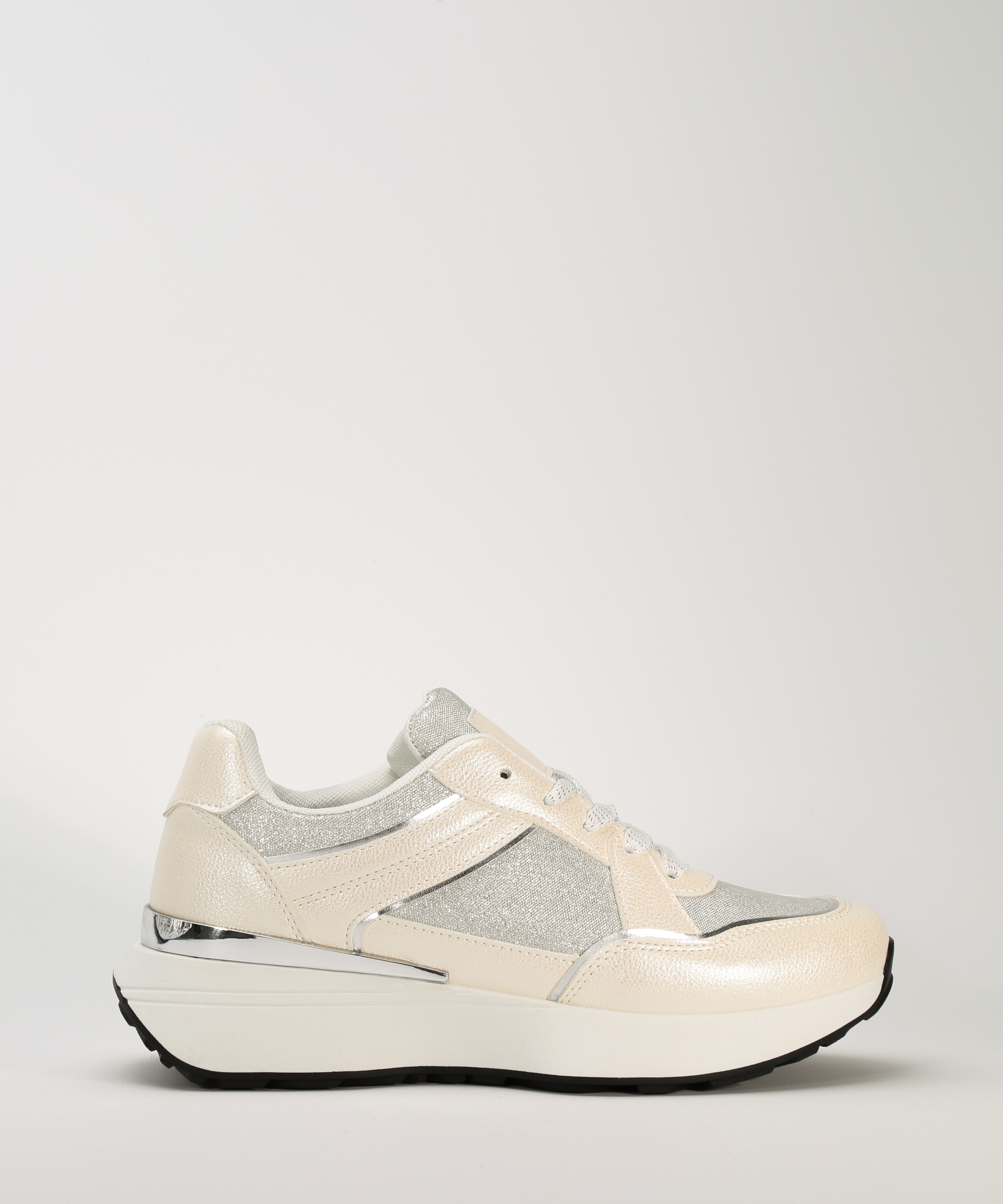 Zapatillas deportivas image number null
